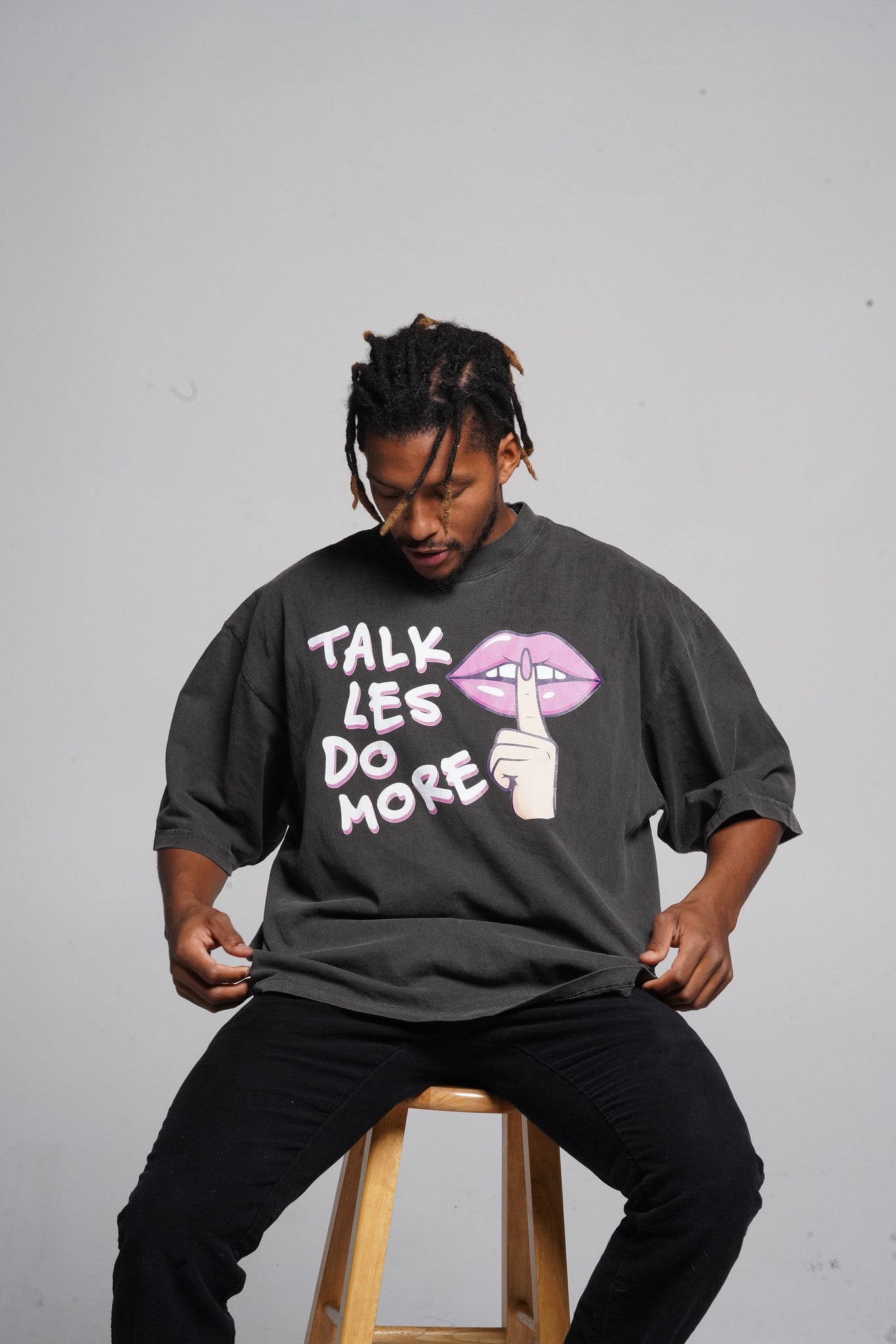 Les Focus - Oversized Drop-Shoulder T-shirt – Talk Les Shop